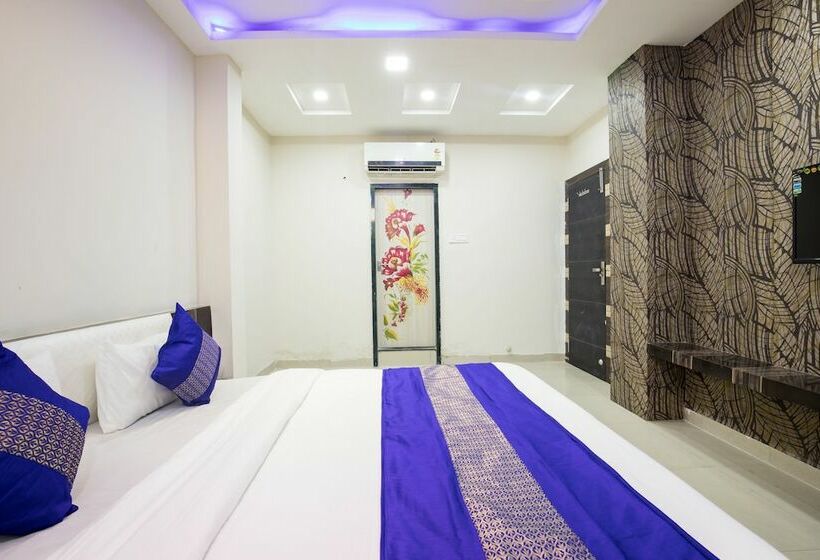 בית מלון כפרי Raj Palace