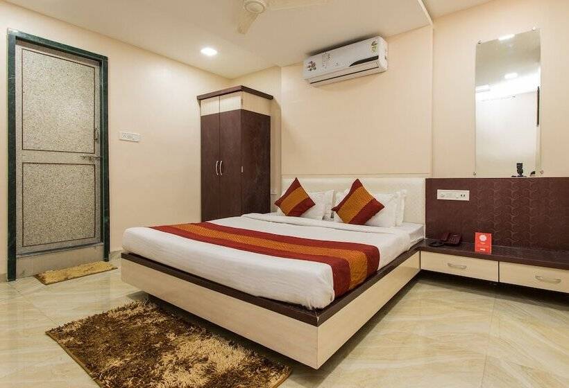 בית מלון כפרי Raj Palace