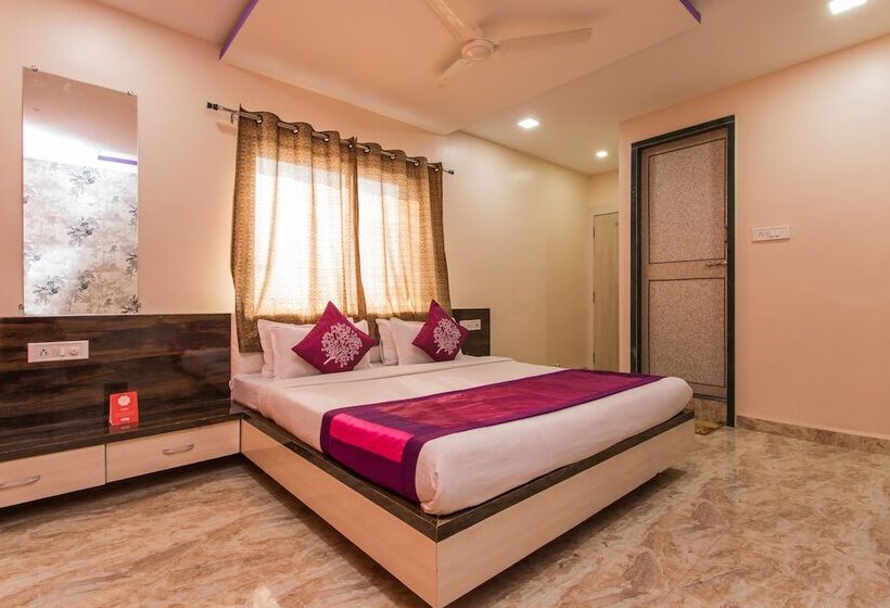 בית מלון כפרי Raj Palace