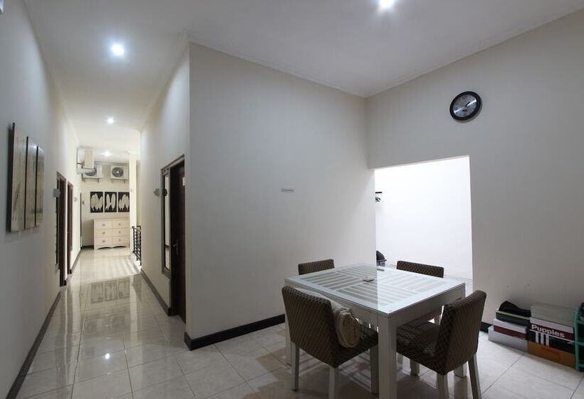 فندق Reddoorz Near Upn Jogjakarta