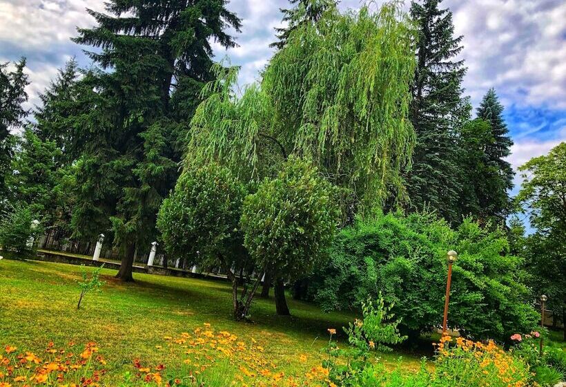 בית מלון כפרי Sanatorium Chaika