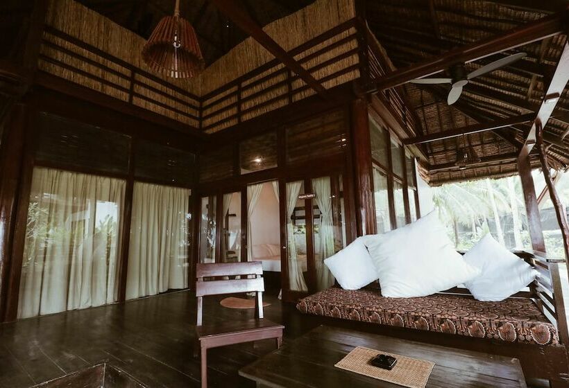 هتل Siargao Island Villas