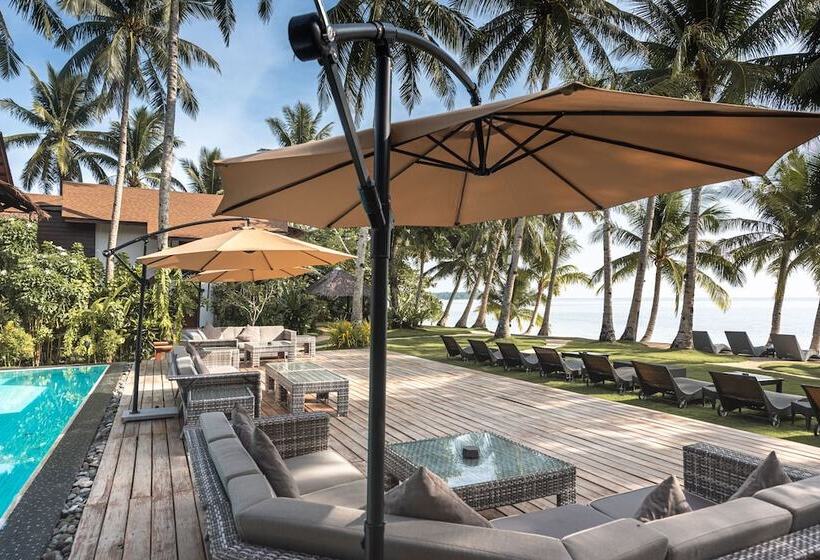 هتل Siargao Island Villas