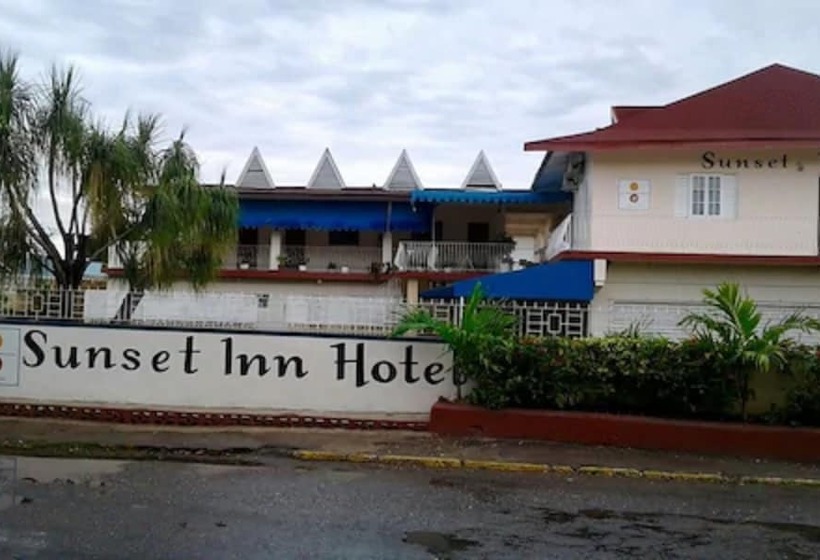 فندق Sunset Inn