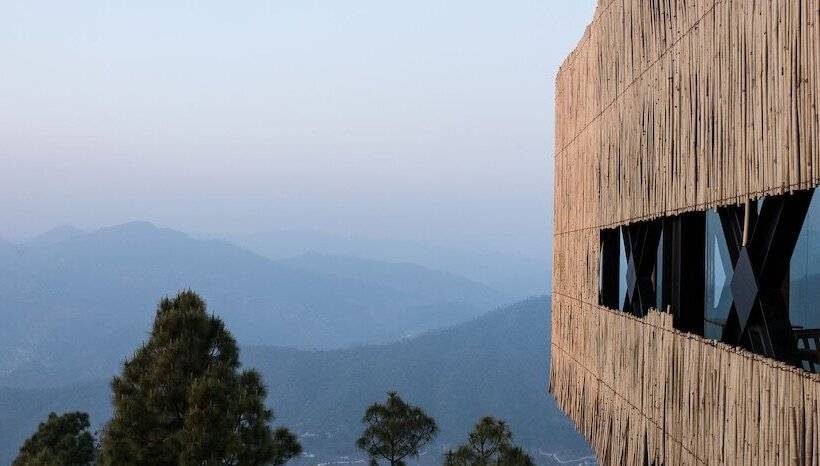 בית מלון כפרי The Kumaon