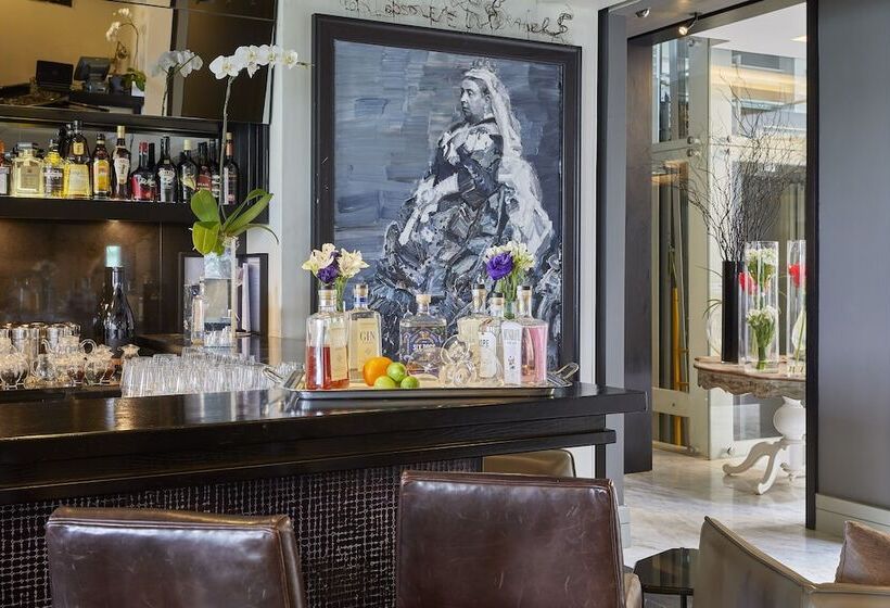 The Manor House At The Queen Victoria Hotel By Newmark