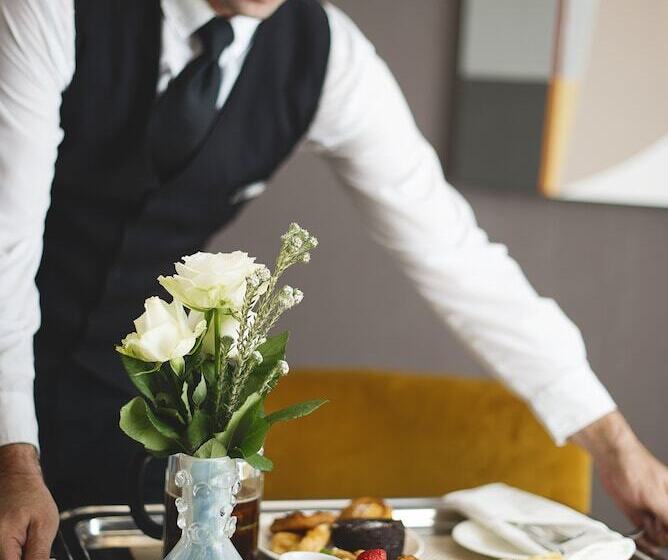 The Manor House At The Queen Victoria Hotel By Newmark