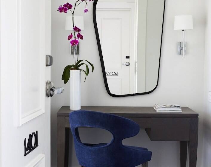 The Manor House At The Queen Victoria Hotel By Newmark