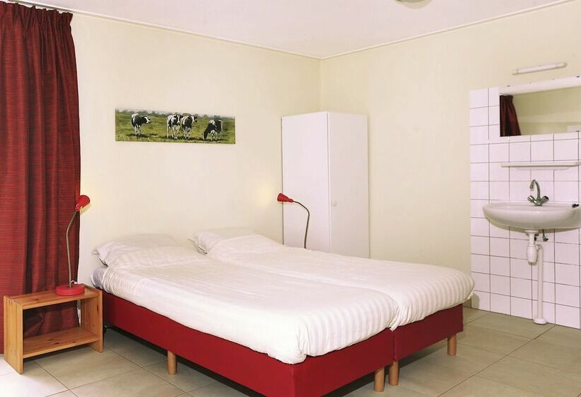 فندق Vakantiepark De Lindenberg