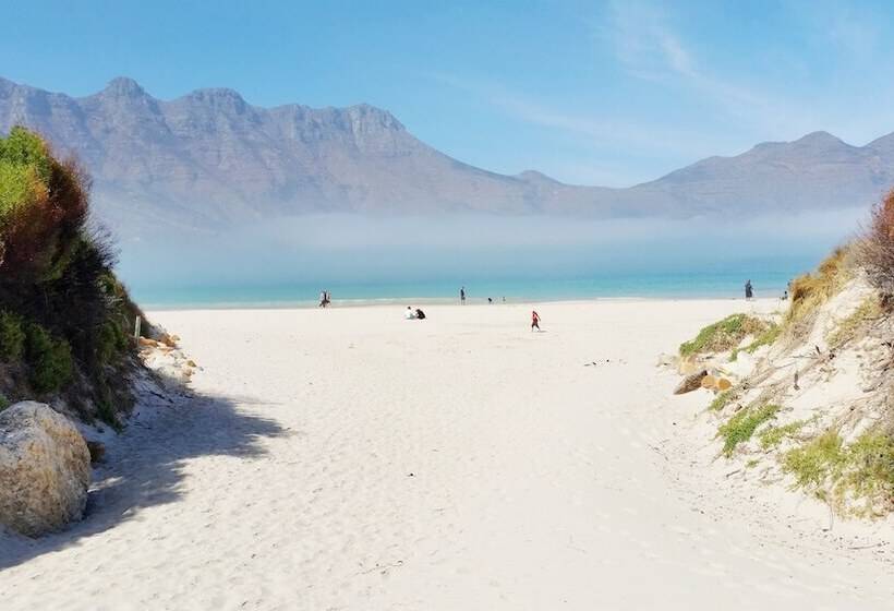 Hout Bay Beach Cottage