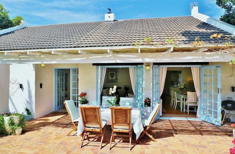 Hout Bay Beach Cottage