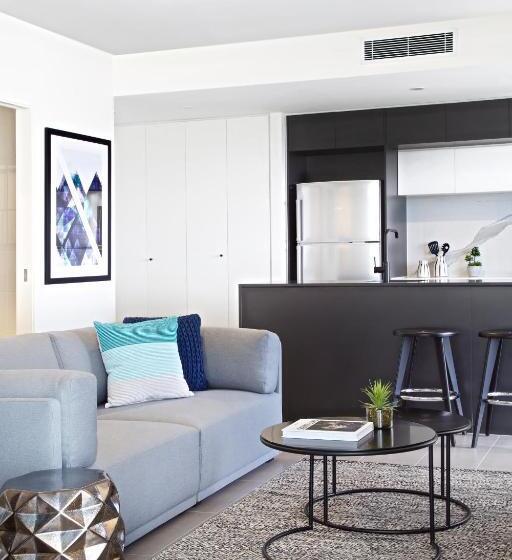 Opera Apartments South Brisbane
