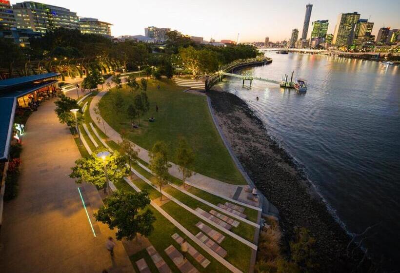 Opera Apartments South Brisbane