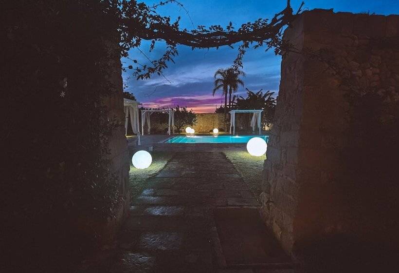 بنسيون Don Agostino Relais Masseria