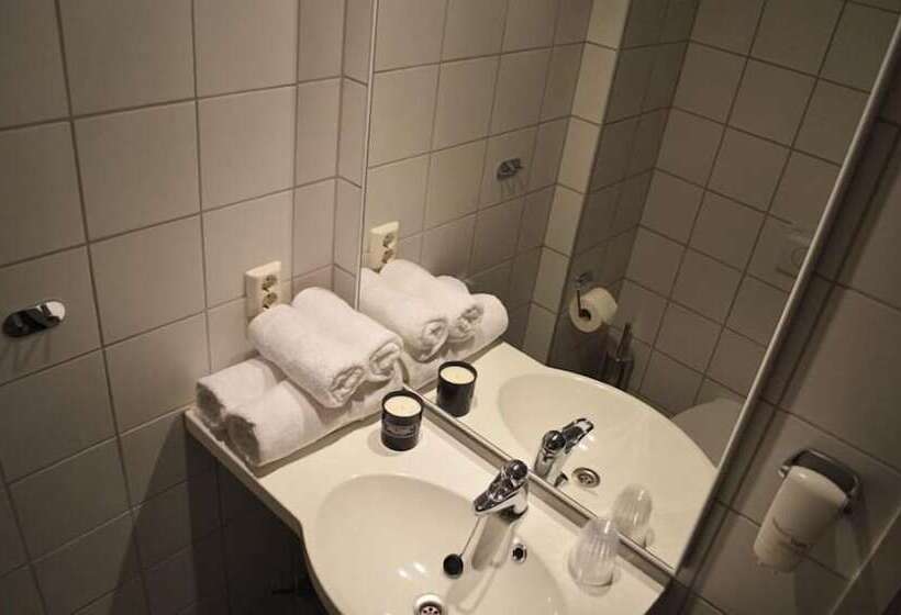 פנסיון Gjestehuset Kristiansund