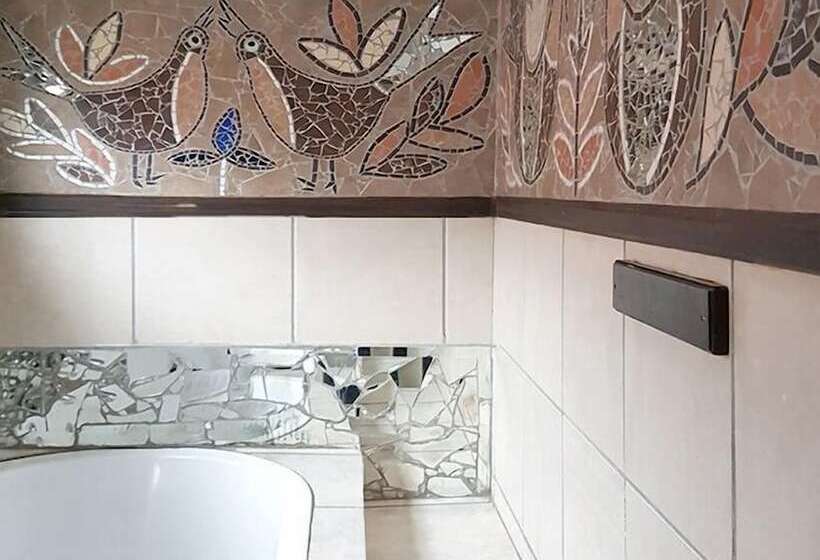 פנסיון Izimbali Lodge And Restaurant