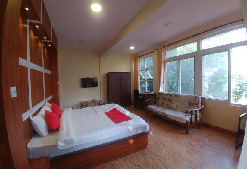 پانسیون Lost Garden Annex