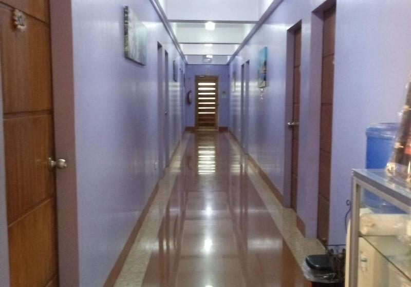 پانسیون Mayon Lodging House