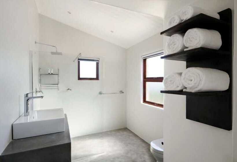 Пансион Misty Mountains