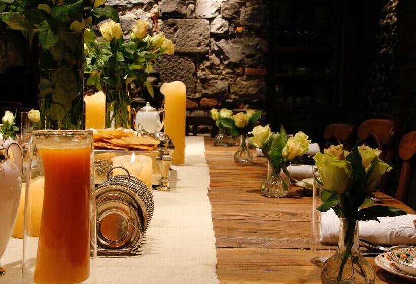 بنسيون Palazzo Albricci Peregrini