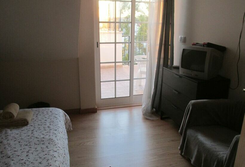 펜션 Residencial Marialva Park