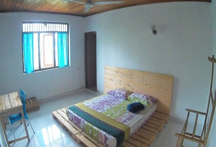 Пансион The Pallet House