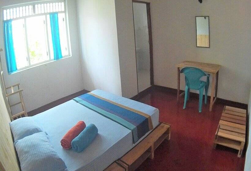 Пансион The Pallet House