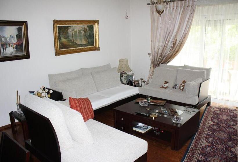 بنسيون Veggie Garden Athens B&b