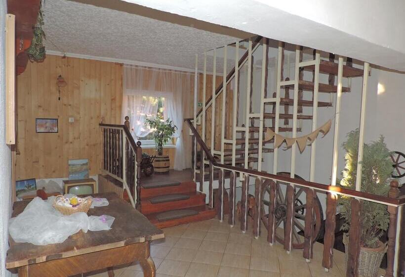 پانسیون Western Penzion