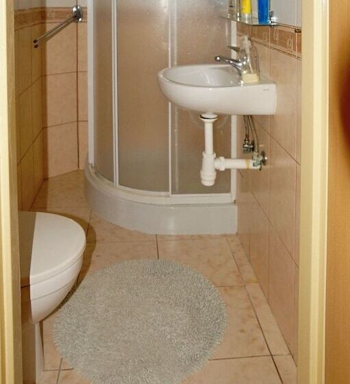 پانسیون Western Penzion