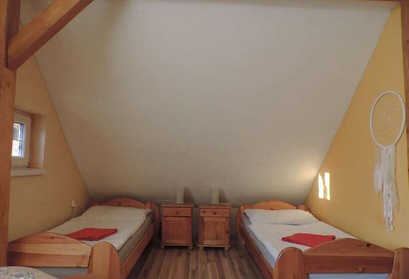 پانسیون Western Penzion