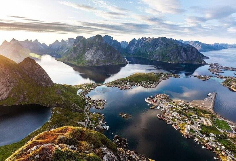 Reine Rorbuer By Classic Norway Hotels