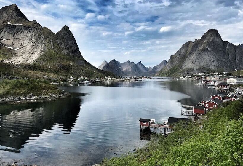 Reine Rorbuer By Classic Norway Hotels
