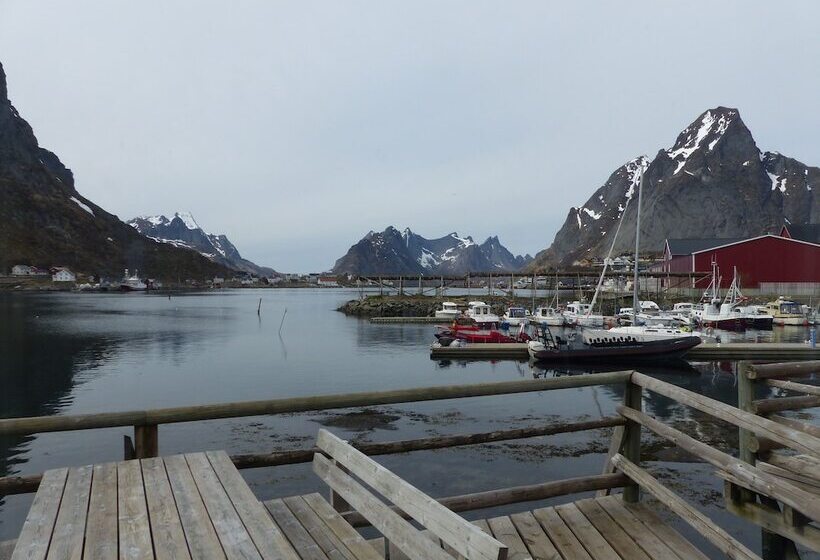 Reine Rorbuer By Classic Norway Hotels