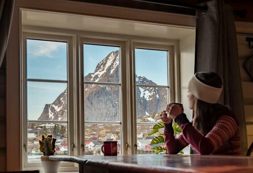 Reine Rorbuer By Classic Norway Hotels