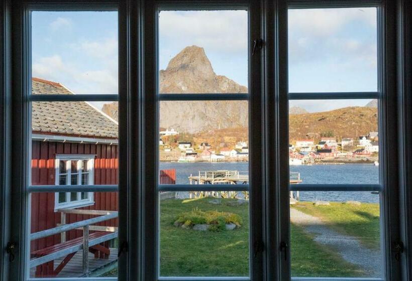 Reine Rorbuer By Classic Norway Hotels