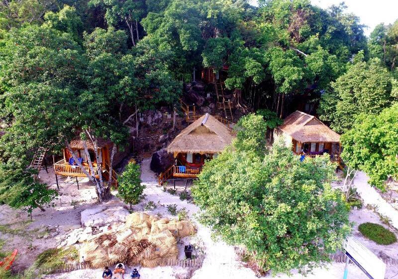 Курорт White Beach Bungalows