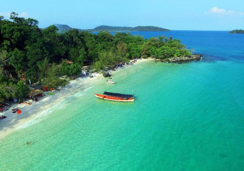 Курорт White Beach Bungalows