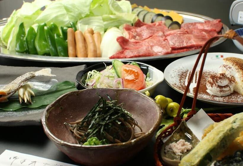 旅館 Kannabe Highland