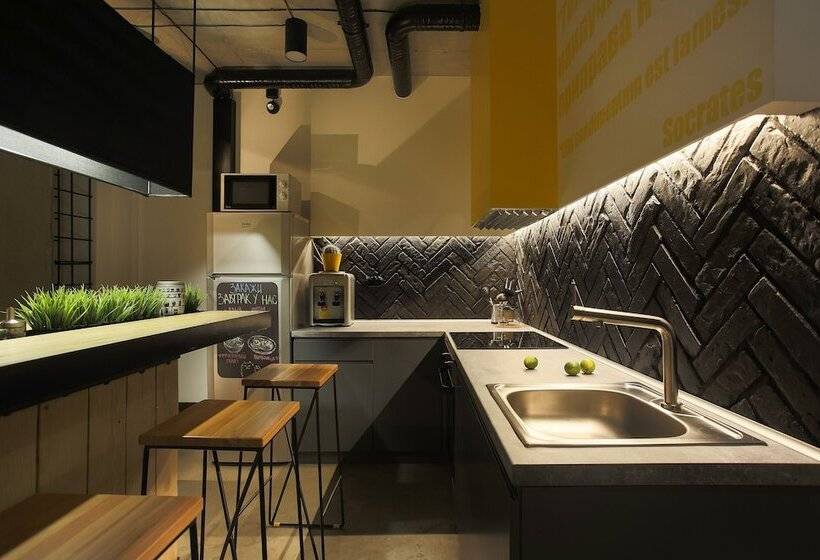 Suffix Hostel & Apartments