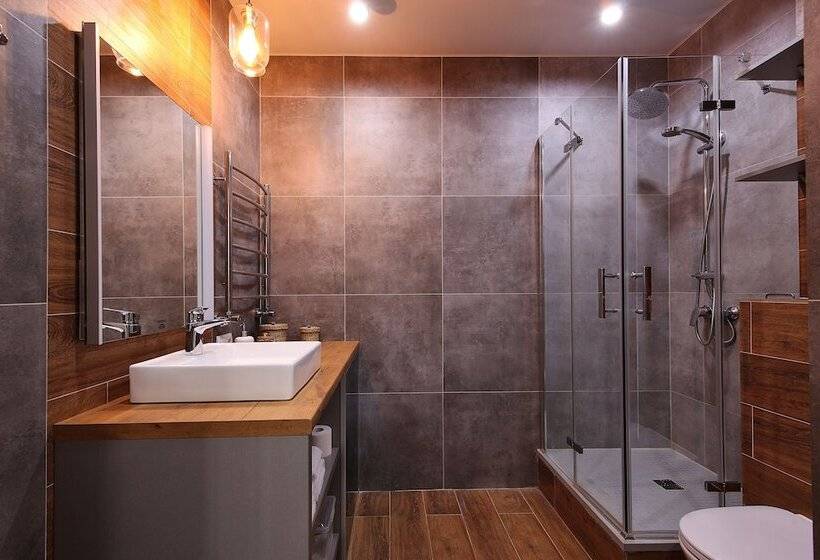 Suffix Hostel & Apartments