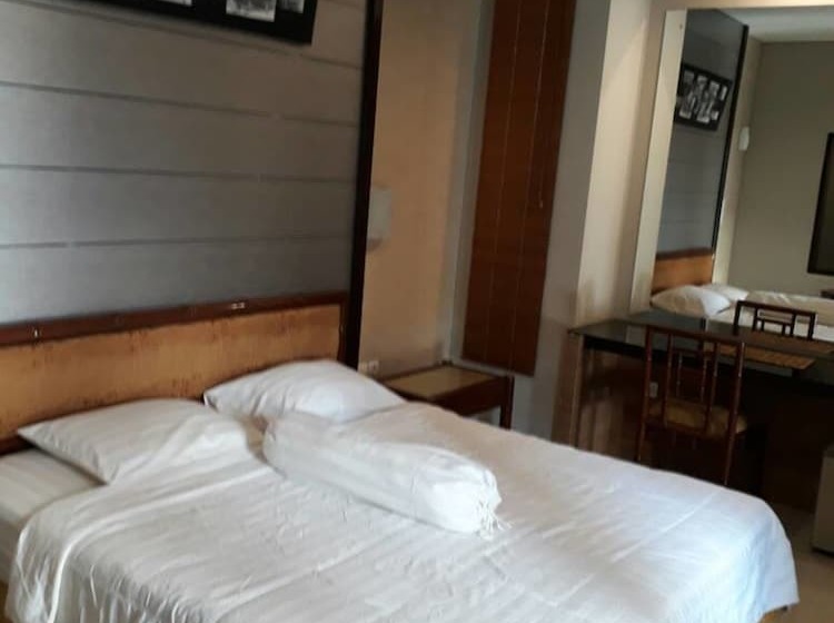 Villa Kubu D' Bukit Jimbaran