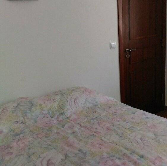 Visitar Bioucas Ii   Casa Tradicional Portuguesa