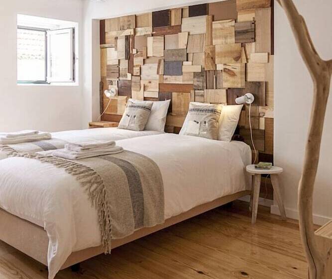 Bairro Alto Studio Apartments   By Lu Holidays