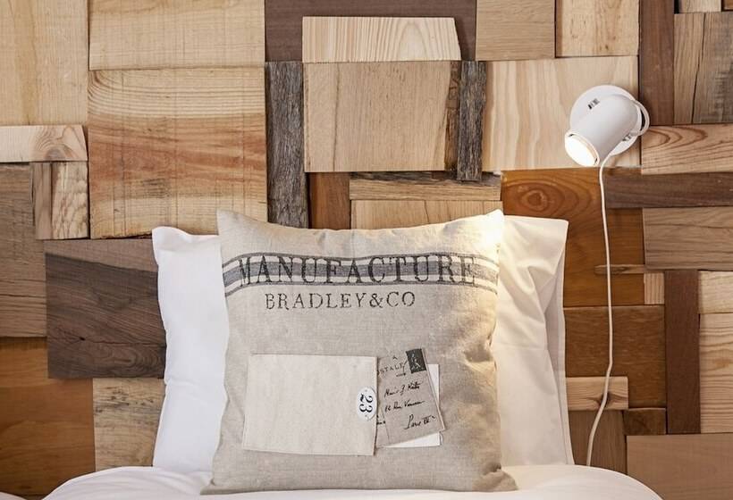 Bairro Alto Studio Apartments   By Lu Holidays