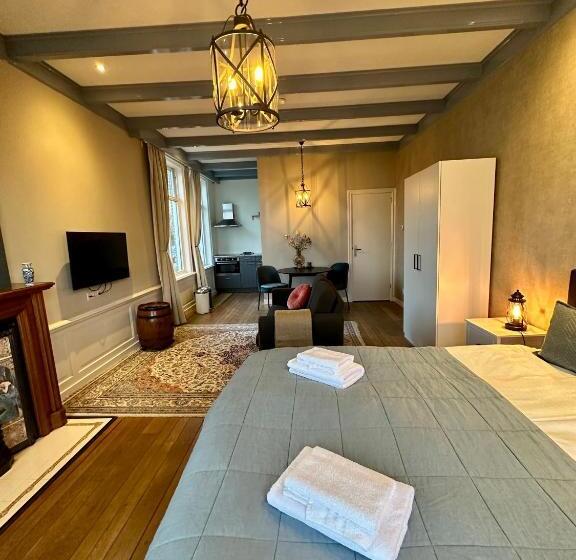 مبيت وإفطار De Stadshoeve