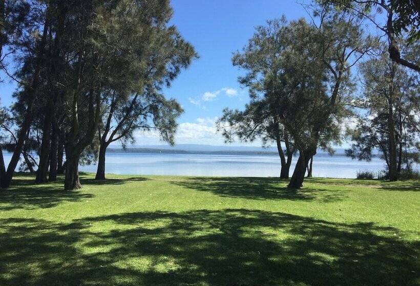 The Sanctuary At Paradise Beach B&b