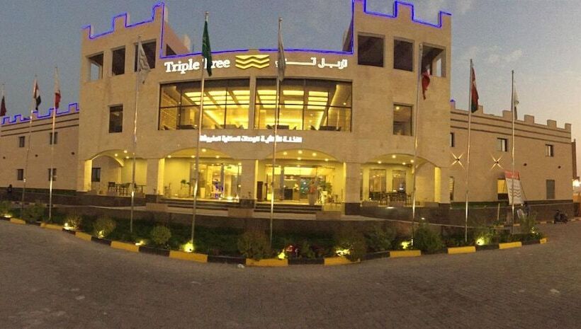 Blue Sands Triple Tree