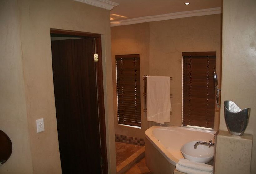 Cherry Grove Suite 1