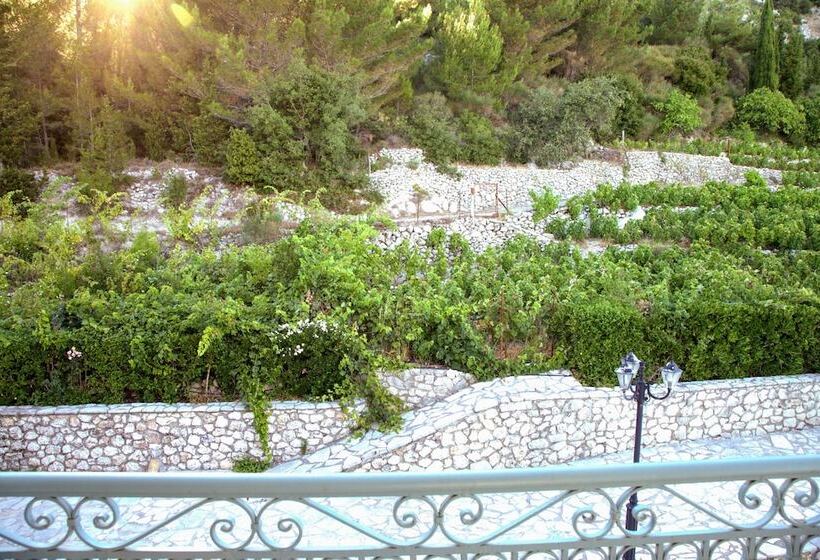 Estate Dafnopanagia Luxury Apartment